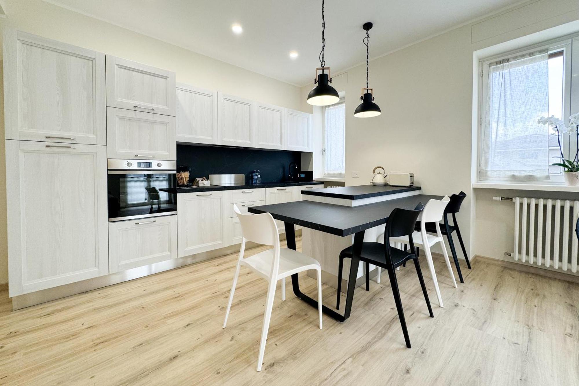 Apartment Room24 *