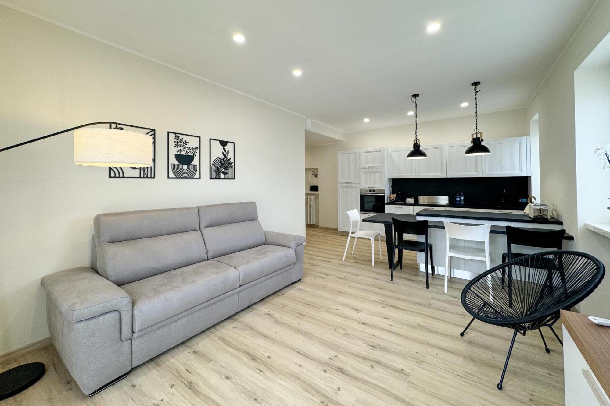Apartment Room24 *